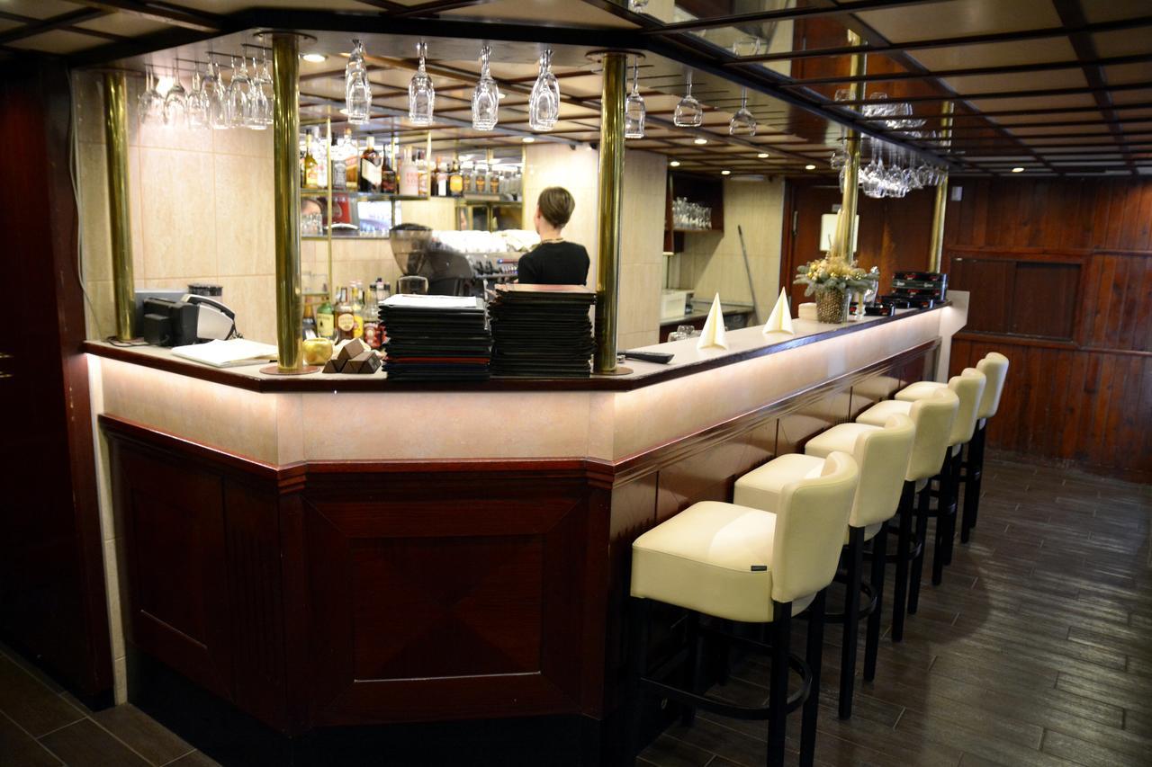 Mosonmagyaróvár Hotel Minerva מראה חיצוני תמונה