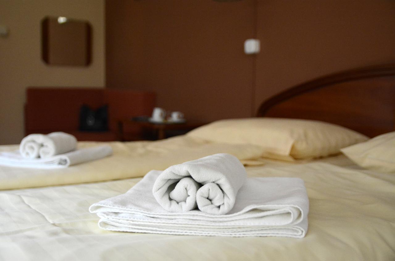 Mosonmagyaróvár Hotel Minerva מראה חיצוני תמונה