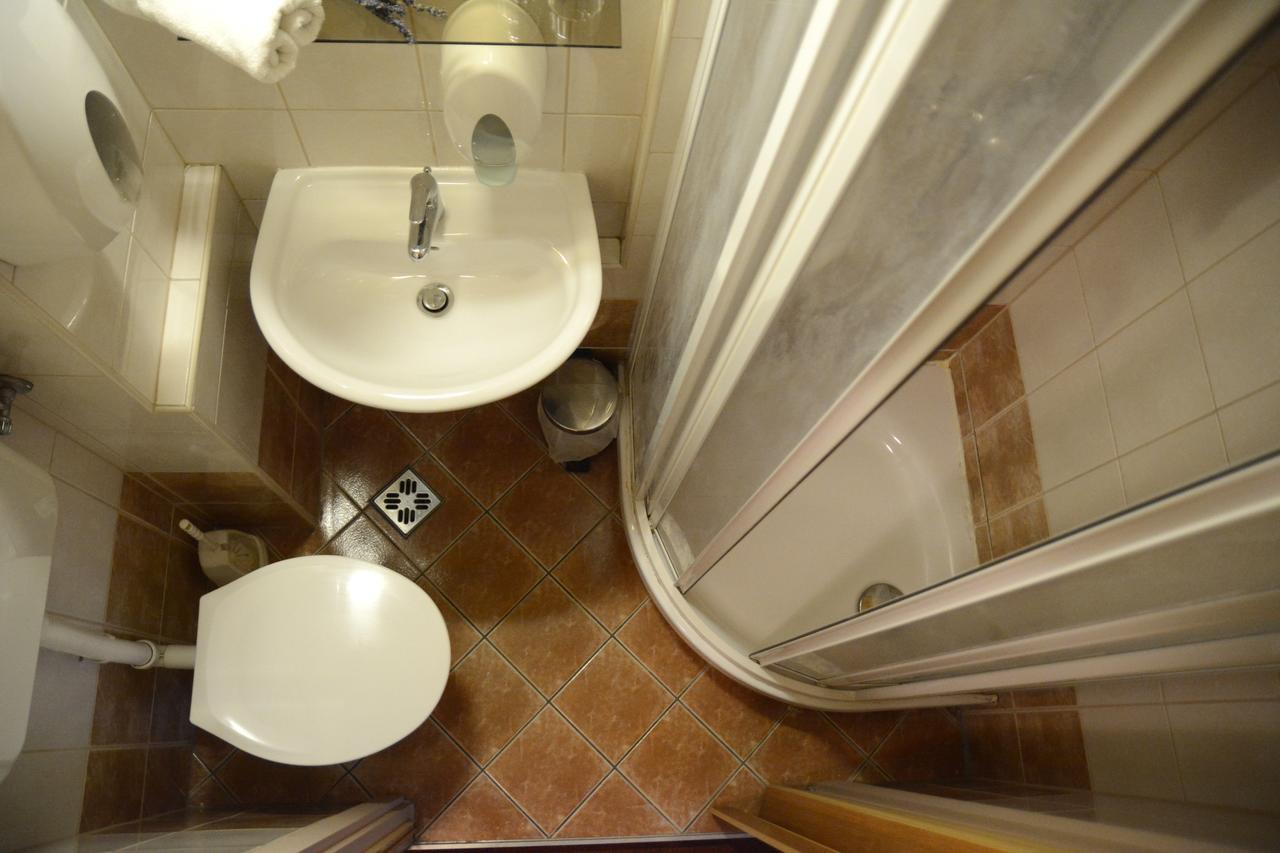 Mosonmagyaróvár Hotel Minerva מראה חיצוני תמונה